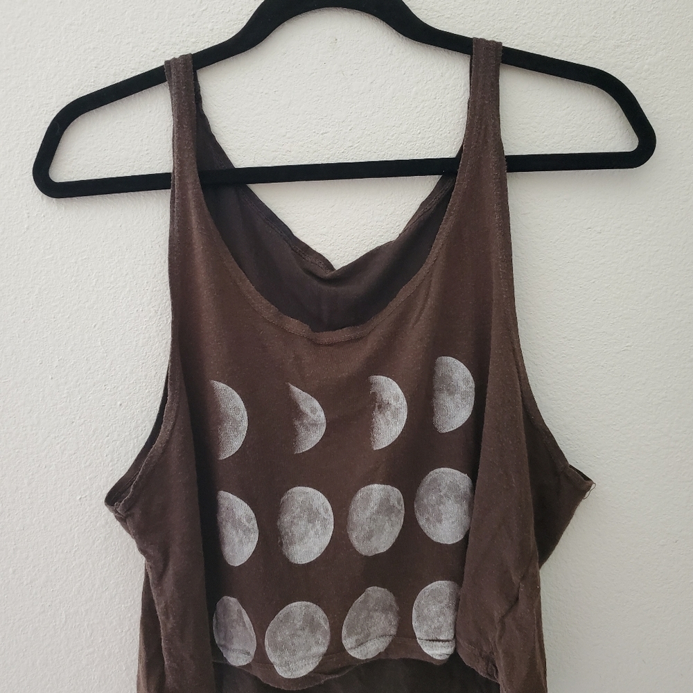 [3/15 SALE] Phases of the moon crop top